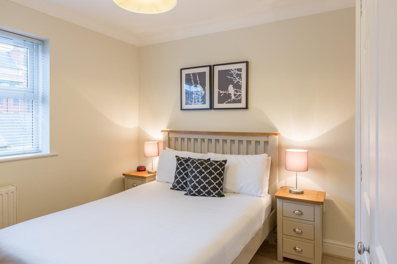 Stanshawe Court Aparthotel Reading Kültér fotó