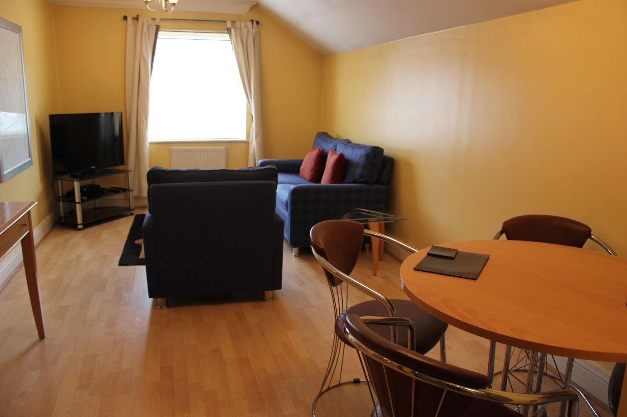 Stanshawe Court Aparthotel Reading Kültér fotó