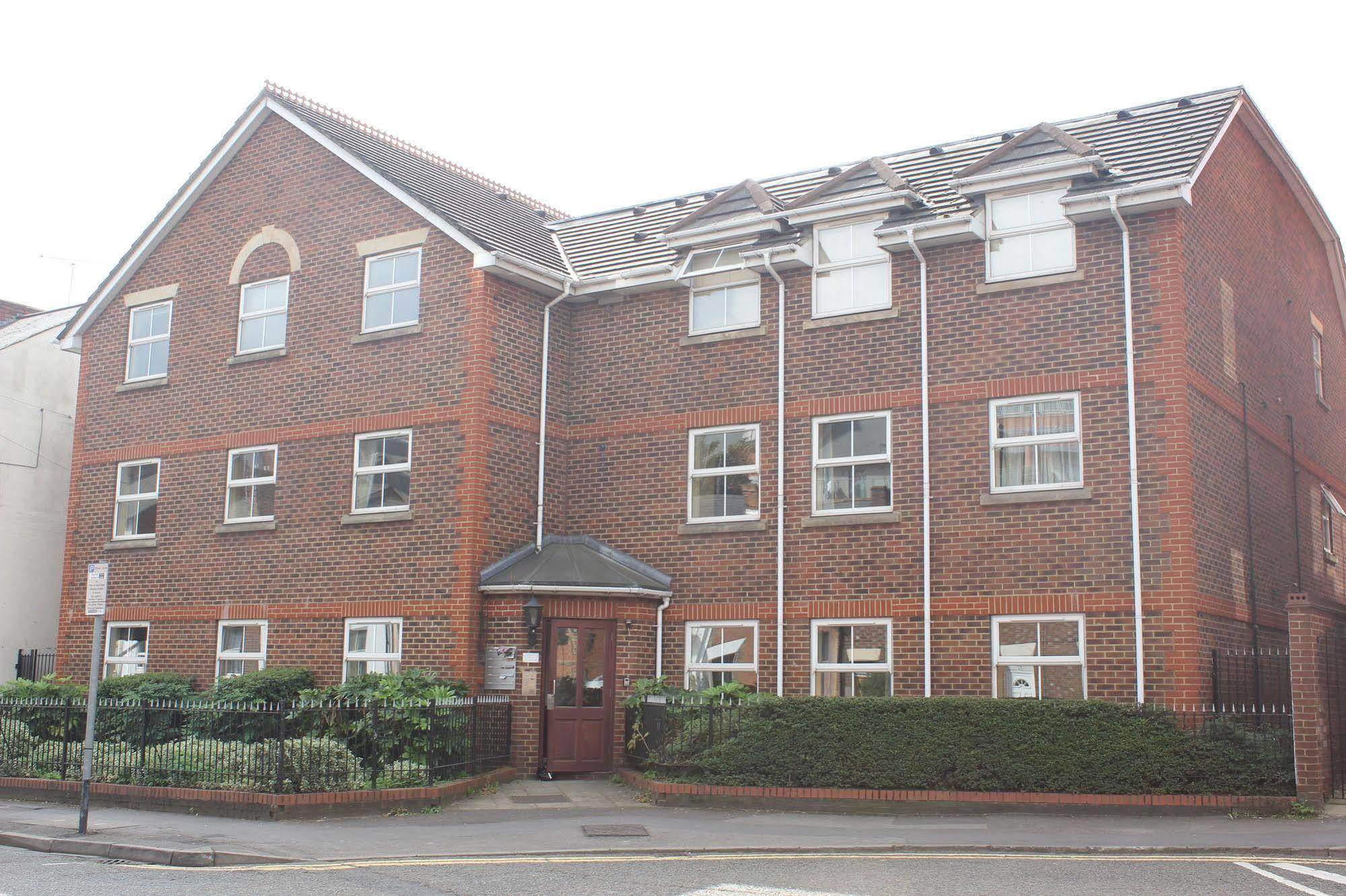 Stanshawe Court Aparthotel Reading Kültér fotó