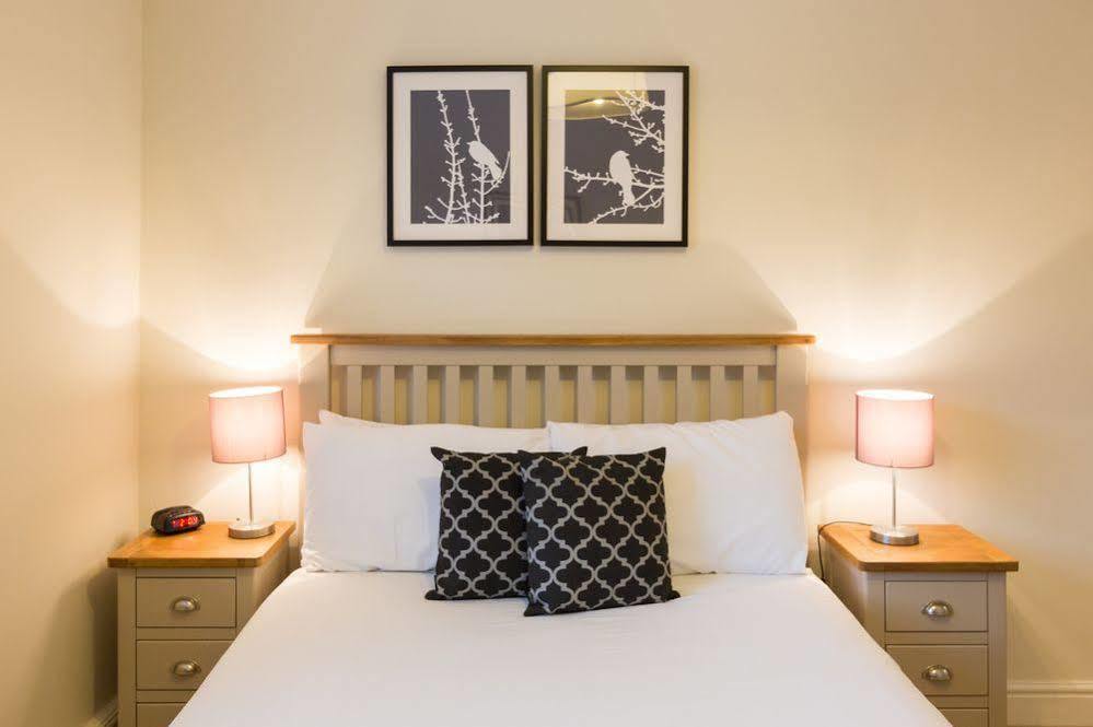 Stanshawe Court Aparthotel Reading Kültér fotó